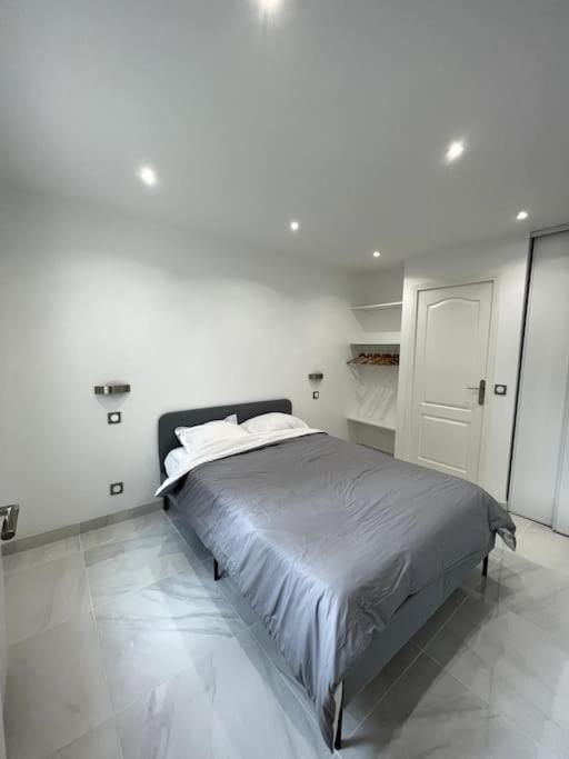 Appartement Cosy Et Moderne Proche De Disneyland Bussy-Saint-Georges Exterior photo